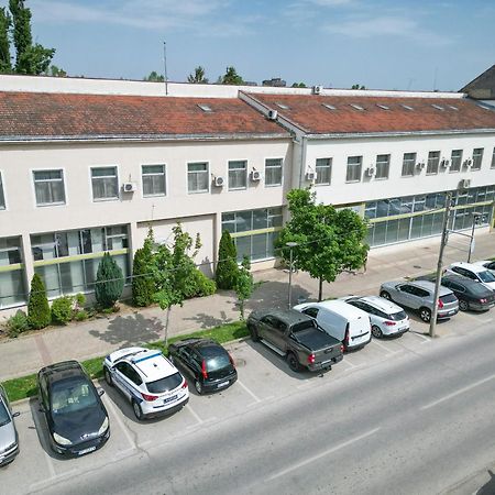 Hotel Fontana Bačka Palanka Exteriér fotografie