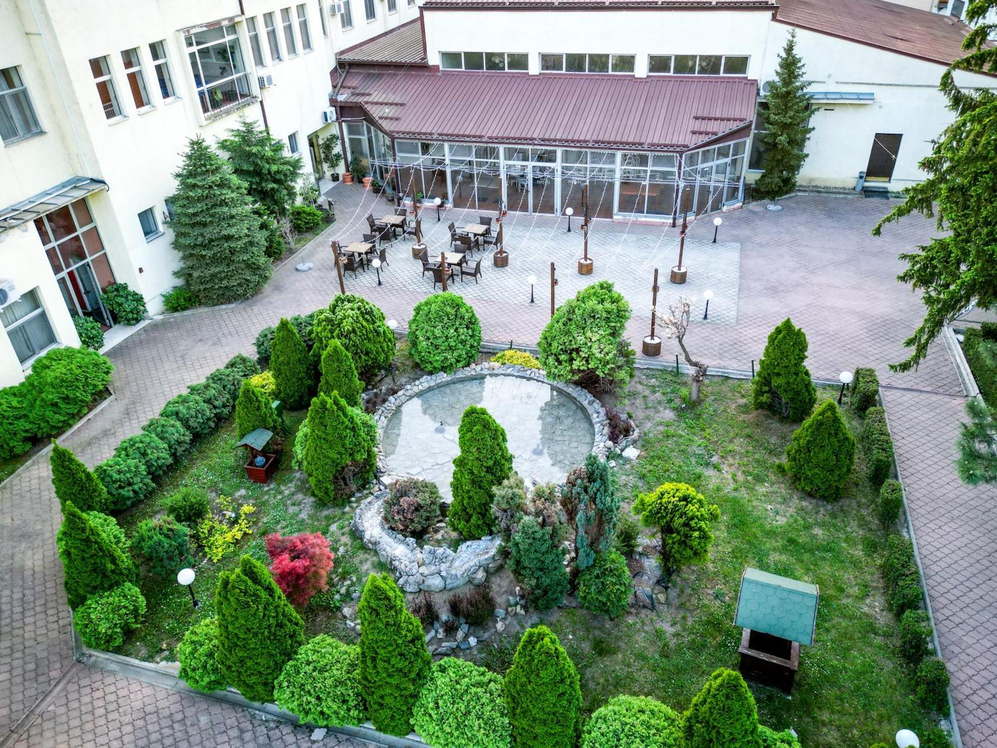 Hotel Fontana Bačka Palanka Exteriér fotografie